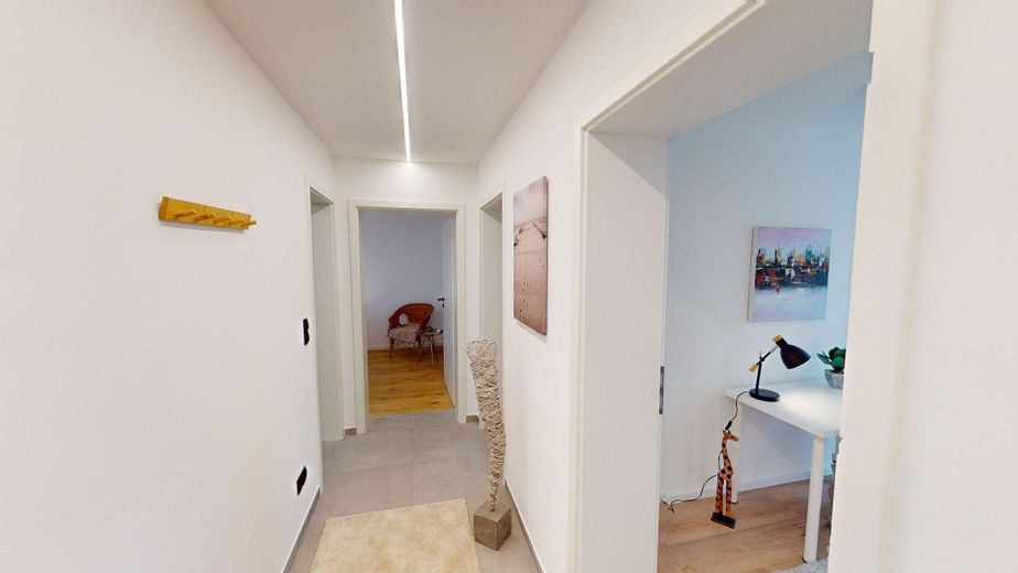 128 m² am Neustadtring | 5 Zimmer | Stellplatz | Vermietet mit Entwicklungspotenzial – Foto 1