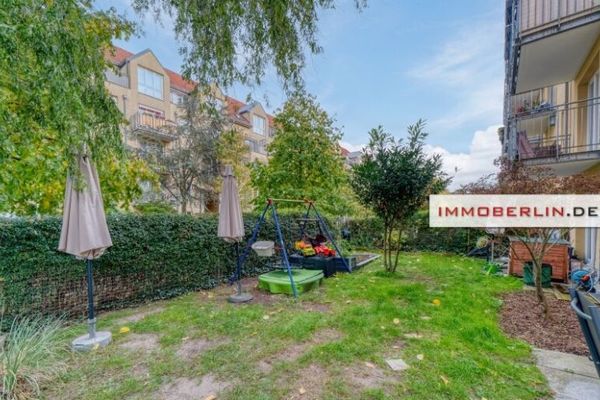 IMMOBERLIN.DE - Top-Investment! Schöne Wohnung mit großer Terrasse & Garten in naturverbundener Lage
