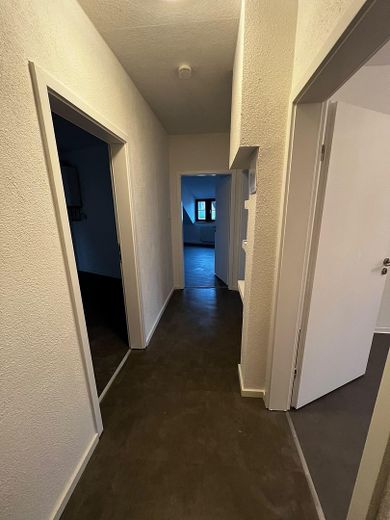 Świeżo wyremontowane 3-pokojowe mieszkanie własnościowe w centralnej lokalizacji – 77 m² – bez prowizji – Zdjęcie 4