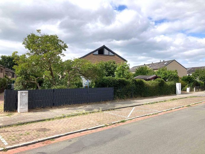 Gepflegtes Reihenendhaus mit Garten in Bremen-Huchting – Straßenansicht