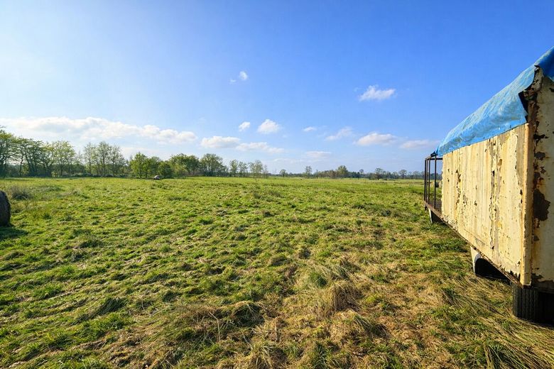Großzügiger Resthof mit über 6,2 ha Land - ruhige Lage, vielseitige Nutzungsmöglichkeiten – Weidefläche hinter dem Haus