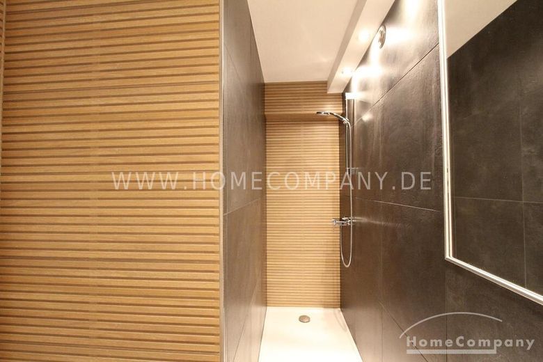 4-Zimmer Luxuswohnung mit Panoramablick bis ins Siebengebirge.Schwimmbad und Sauna im Haus. – a3be7e66f356b23e1c09398d6d0bd03fdc797cc0.jpg