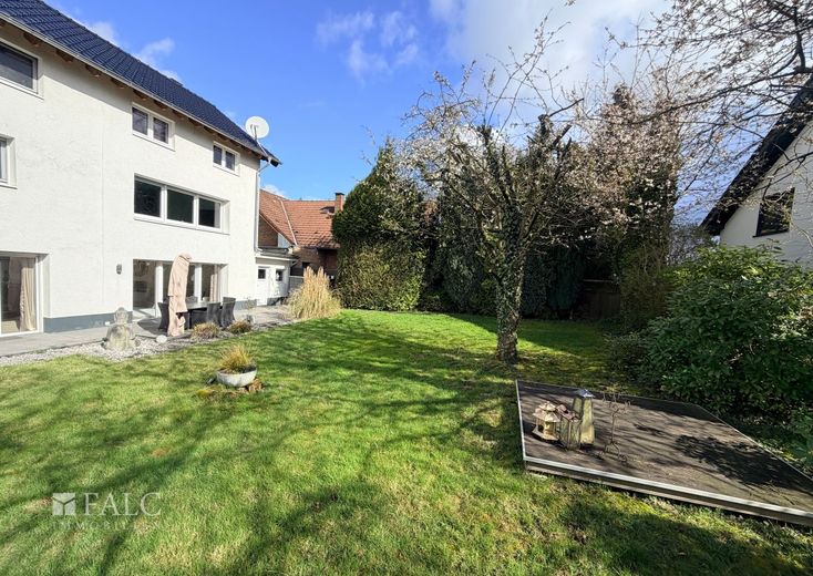 ABSOLUTES TOP-ANGEBOT - Ein Zuhause, das Sie vom ersten Moment an lieben werden! – Garten