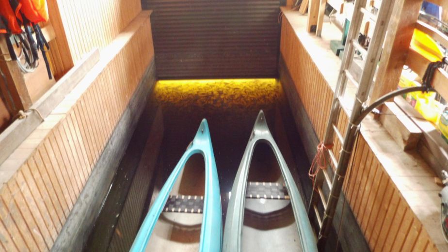 WASSERGRUNDSTÜCK - BOOTFAHREN BIS ZUR OSTSEE – Bootshaus-Hafen ca. 6,00x2,50
