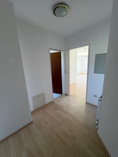 Helle 1-Zimmer-Wohnung mit Balkon  &  EBK in Straubing – WJ-00126_bild_017.jpeg