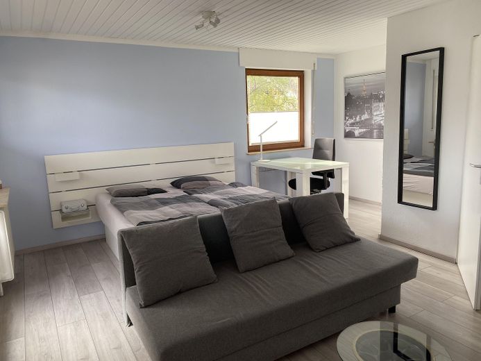 Jugendzimmer mit Balkon