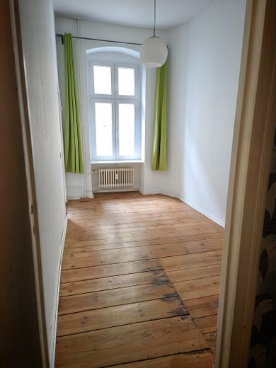Zonder courtage in Neukölln: 3-kamerappartement aan het Tempelhofer Feld en vlak bij de Schillerkiez – Foto 8