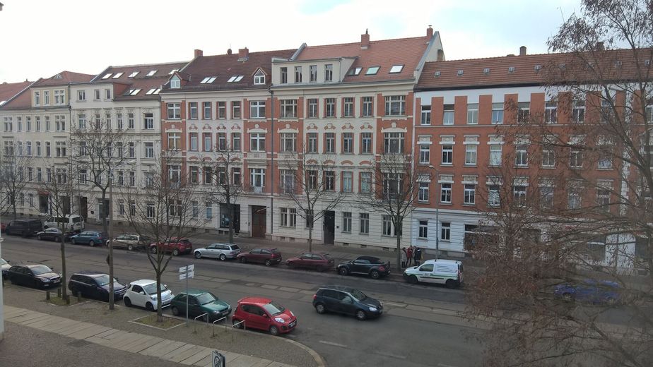 Traumwohnung, Leipzig-Gohlis, - möbliert, FREI AB 15. AUGUST 2026 – Blick nach draußen