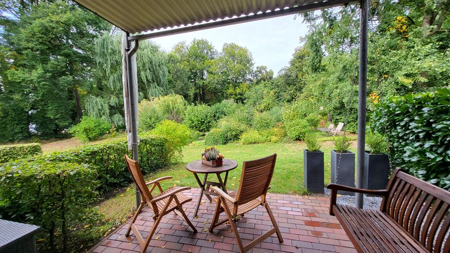شقة دوبلكس على بحيرة روبينر – Terrasse mit Gartenblick