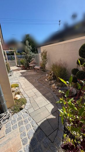 Orman kıyısında sakin bir konumda sıra dışı bir ev. Havuzlu, jakuzili ve uzak manzaralı eşsiz bir mülk. – Zugang zur Terrasse