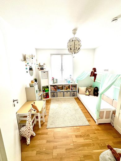 Traumhafter Saarblick – attraktive 3-Zimmer-Wohnung zum Einziehen – Zimmer 2