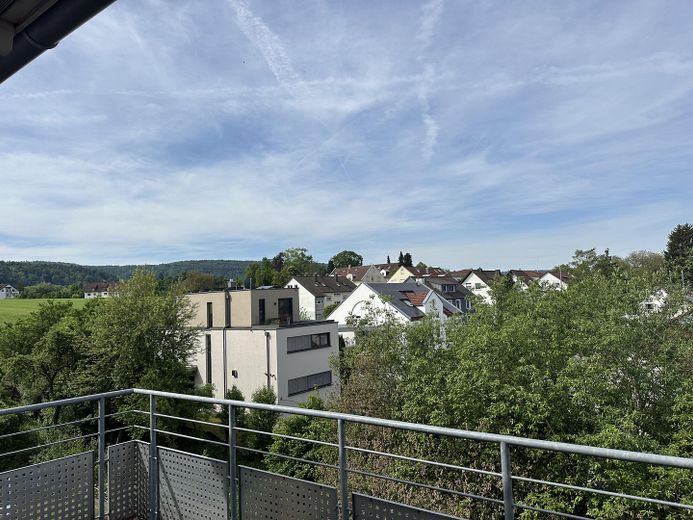 Exklusive Maisonette mit Dachterrasse – Balkon Süd West 