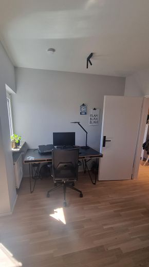 Wohnung mit Burgblick +++ Küche+Quooker+Leuchten+Kleiderschrank – Foto 8