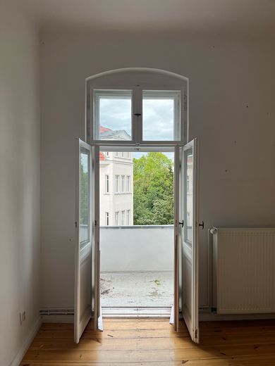 Sanierter Altbau, bezugsfrei, provisionsfrei – vom Eigentümer – Ausblick aus dem Schlafzimmer