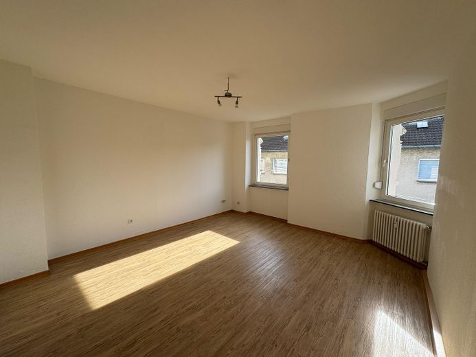 Wuppertal'da yaklaşık 38 m² büyüklüğünde aydınlık 1 odalı daire – Fotoğraf 1