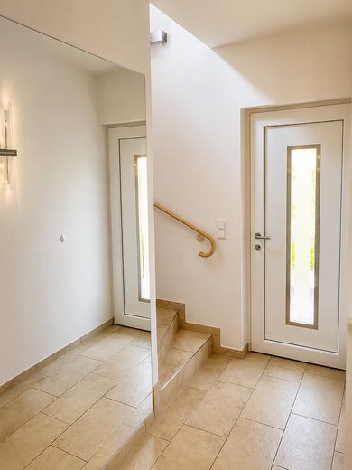 Wunderschönes Einfamilienhaus mit Potenzial: Ein Wohntraum für jeden - Keine Maklerprovision! – Haustüre