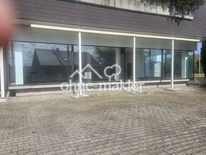 Verkaufshalle – Foto 1
