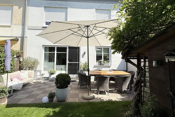 Casa affascinante in posizione privilegiata a Hanau Klein-Auheim