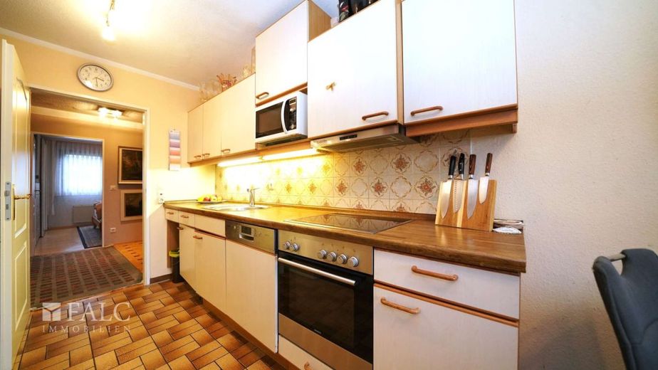 Tolle 3-Zimmer-Wohnung im Herzen von Heilbronn! Mit Aufzug, Balkon und Stellplatz! - FALC Immobilien – Küche