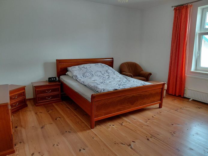 Stilvoll saniertes Herrenhaus auf 3.794 m² Grundstück – Foto 6