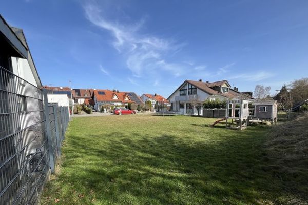 Altdorf: Traumhafter Bauplatz in ruhiger Wohnlage