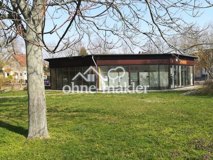 978 qm genehmigte Wohnfläche 15 WE barrierefrei; Rendite 6 % für Pavillon KfW 40 EE – Foto 1