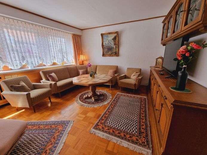 Stadthaus mit drei Ferienwohnung oder Monteuswohnung – Whg. 3 - Wohnzimmer