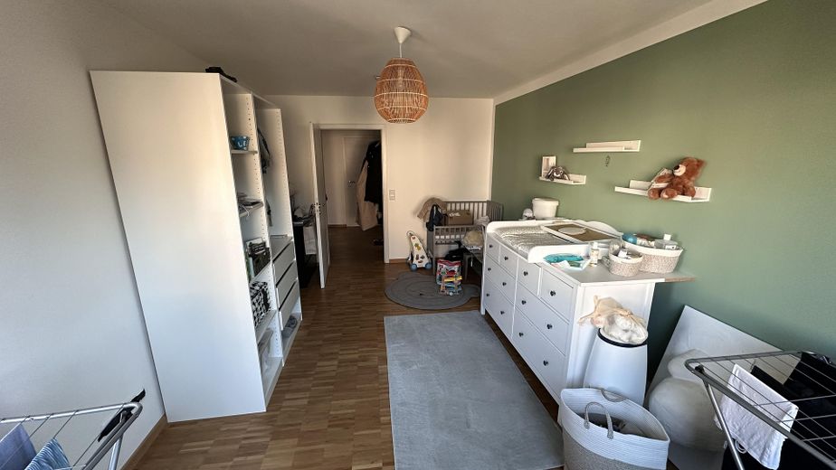 Von privat - Gepflegte, renovierte 3-Zimmer Wohnung mit Balkon in Tamm – Kinderzimmer oder Büro - 16 qm