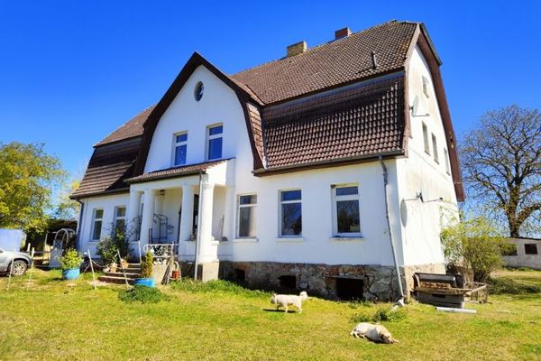 Gutshaus Wulfsberg auf Rügen – provisionsfrei, mit Geschichte, Seele und Entwicklungspotenzial