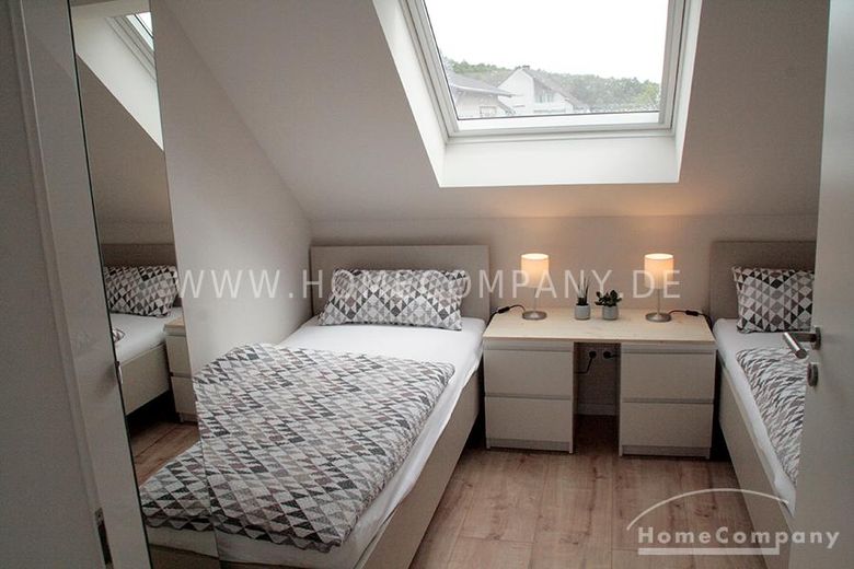 Helle Dachgeschoss- Wohnung „Panoramablick“ in einem modernen und komfortablen Mehrfamilienhaus in Nickenich bei Andernach! – bd7b9a7cb3cc623d867aae575516e75713dd62f6.jpg