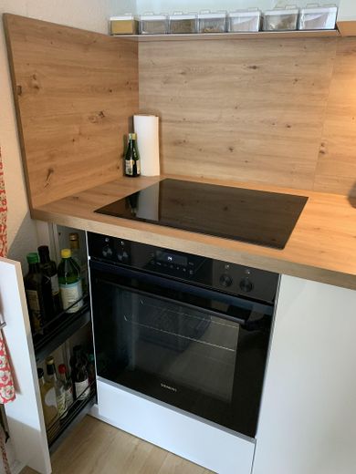Rhein Bölgesi semtinde komisyonsuz ve aydınlık 2 odalı daire – Fotoğraf 6