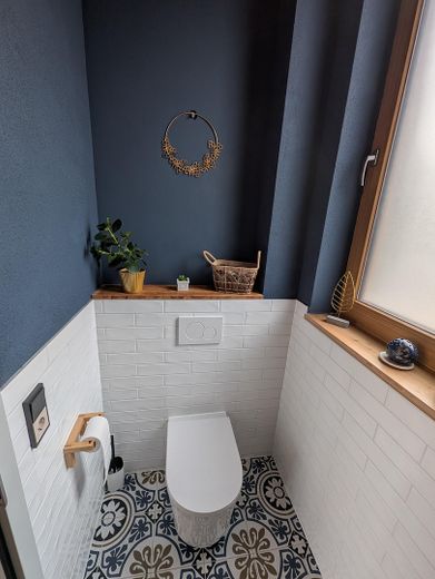 Hochwertiges Architektenhaus im Bauhausstil – Saarbrücken-Ensheim – EG Gäste-WC