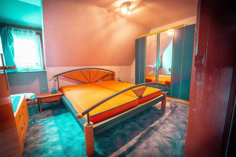 Schlafzimmer 1 DG
