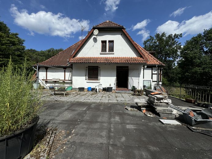 altes Forsthaus, Nebengebäude, 7600qm Grundstück, teilbar in 4 Baugrundstücke einzeln erwerbar – große Dachterasse