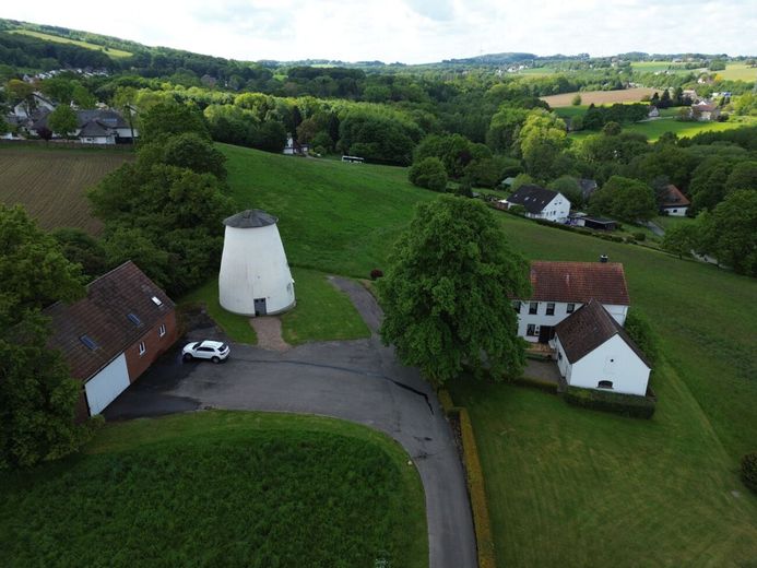 Charmantes Ein- bis Zweifamilienhaus mit Lagerflächen &amp; vielseitigem Entwicklungspotenzial – Nord - Ansicht