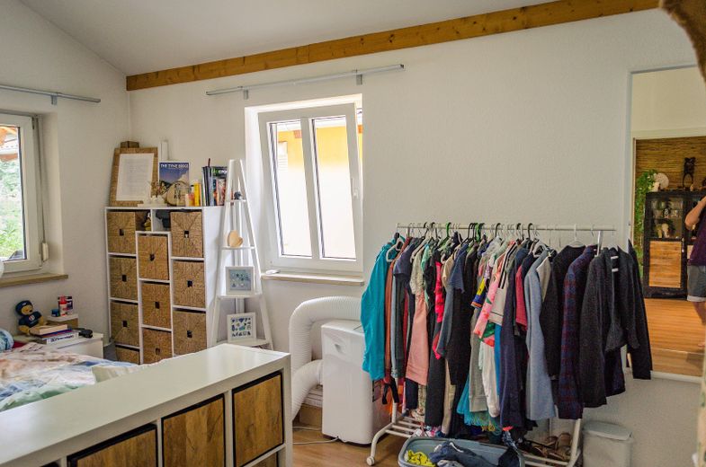 well-located maisonette condominium apartment with underground parking, only 200m to Wiesengrund! – Schlafzimmer