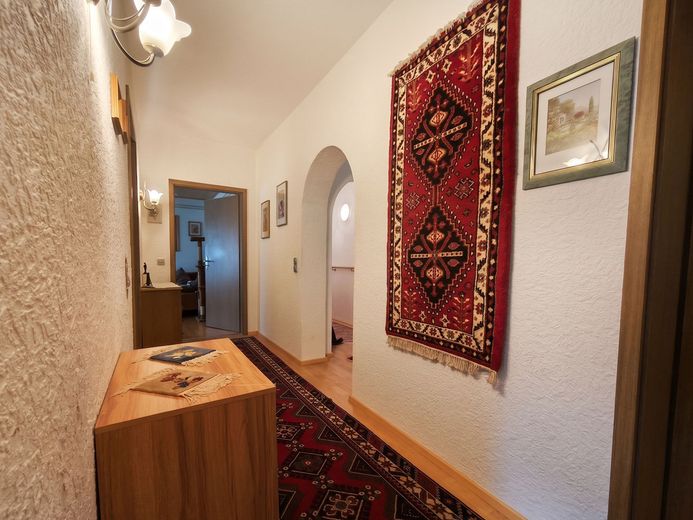 6-Zimmer-Einfamilienhaus in Ruderting mit Pool & Blick ins Grüne – Foto 22