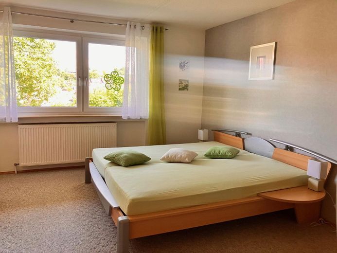 Schlafzimmer UG