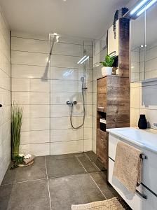 SANIERT MIT BALKON – FÜR ERSTBEZUG – 1782469274_e1237f.jpg