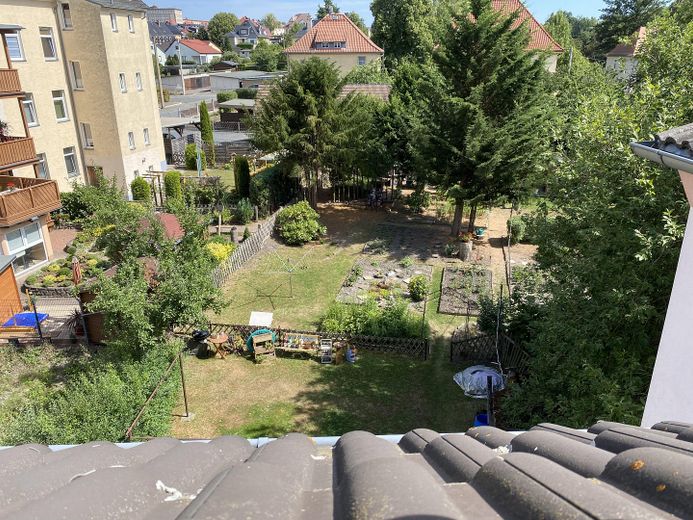 Appartamento mansardato di 2 locali, molto spazio a poco prezzo, ottimo bagno, vista fantastica – Innenhof