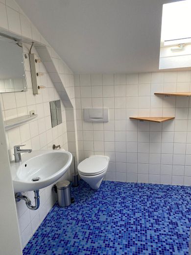 Lichtdurchflutete 3 Zimmer Dachgeschosswohnung – Foto 13