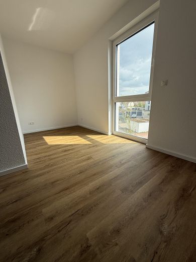 Kinderzimmer / Büro 2