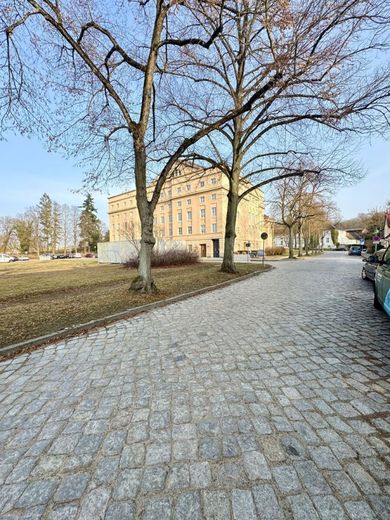 HORN IMMOBILIEN ++ RESERVIERT! interessantes Haus in Neustrelitz ruhige und historische Lage – Theater