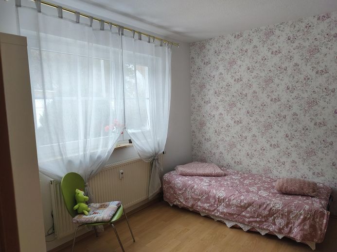 Ideale per famiglia, bifamiliare con appartamento indipendente (ELW), Svizzera Francone, BETZENSTEIN – Photo 4