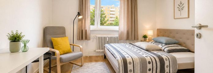 Zimmer unten links