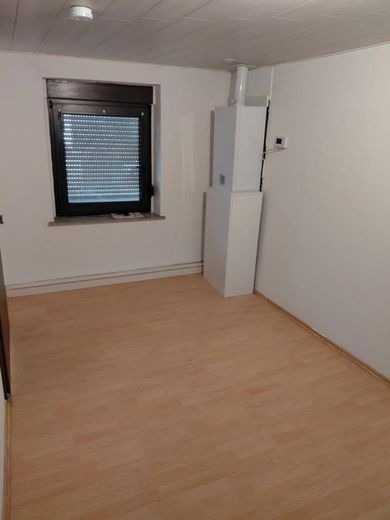Dom jednorodzinny w centrum Giesenkirchen z tarasem i dużym ogrodem – Zimmer3