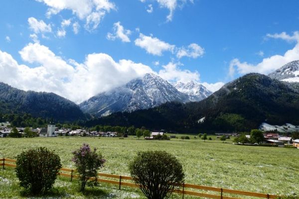 1-Zimmer-ETW mit Südbalkon mit Traumbergblick in Bad Hindelang