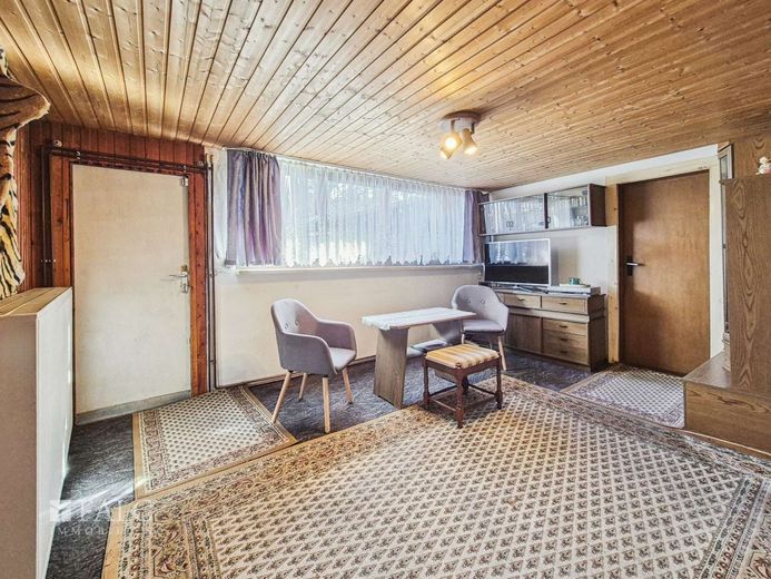Jetzt oder Nie: Das Haus am See - FALC Immobilien – Wohnzimmer 2