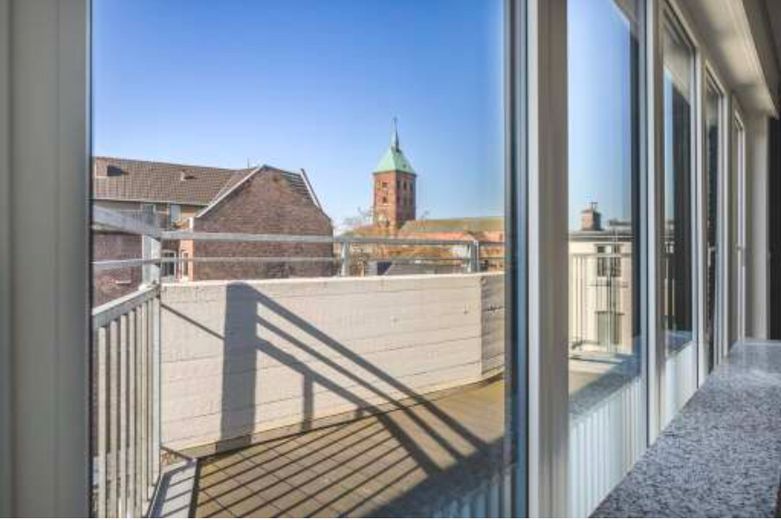 Möbliertes Zimmer in neuer 2er-WG, Erstbezug nach Renovierung, Zentrum Aachen – Balkon