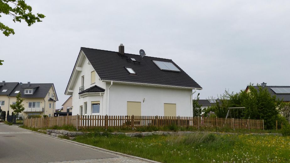 Einfamilienhaus mit Garten in Mötzingen – Haus Aussen